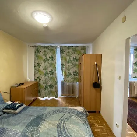 Wohnung In Bahnhofsnaehe Mit Balkon - 35 M2 Gmunden Exterior photo