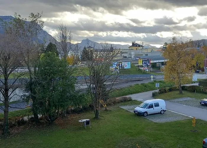Wohnung In Bahnhofsnaehe Mit Balkon - 35 M2